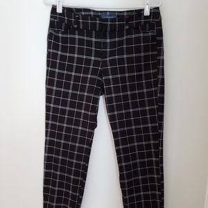 Old Navy Plaid Pixie Pants Size 8